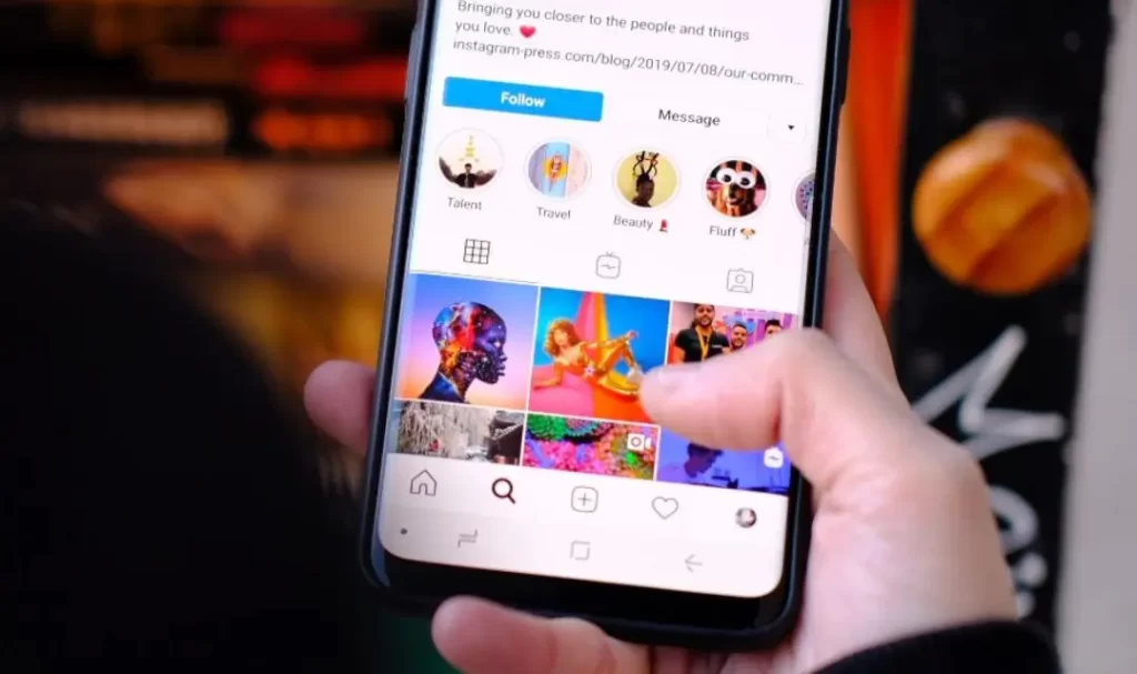 Is Instagram Becoming Casual Again?